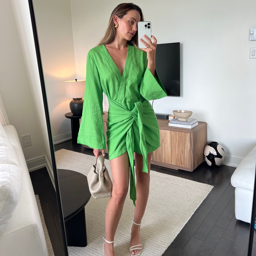L’Academie The Janeiro Dress in Lime